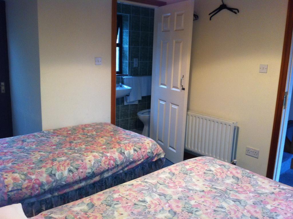 The Perrin Inn Glengarriff Zimmer foto